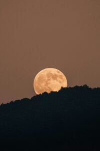 Prénoms inspirés de la sagesse ancestrale pour 2026