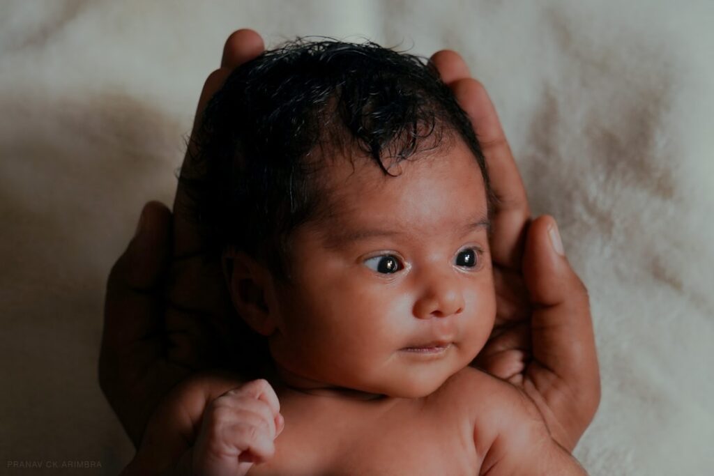 sélection de prénoms courts 2026 pour garçon et fille